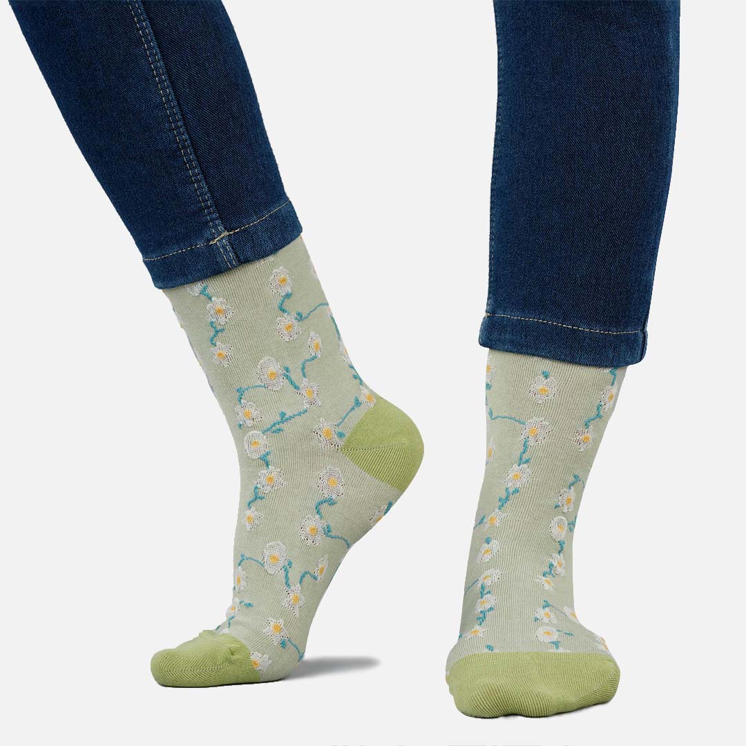 Daisy Green Eg Crew Length Socks