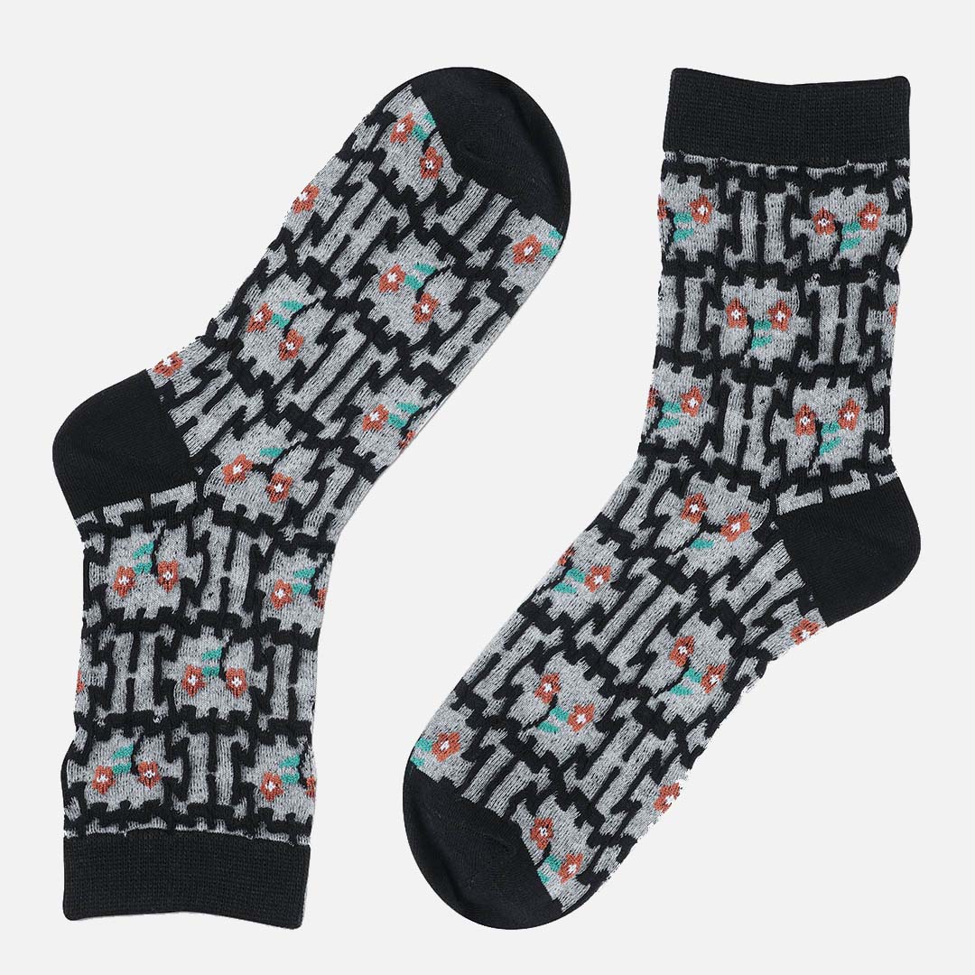 DAISY BLACK MIX PATTERN CREW LENGTH SOCKS