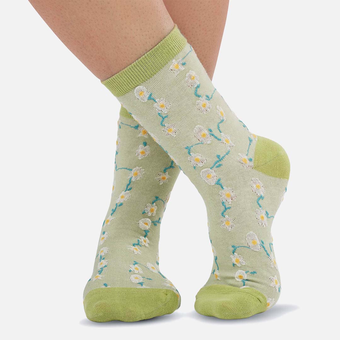 Daisy Green Eg Crew Length Socks