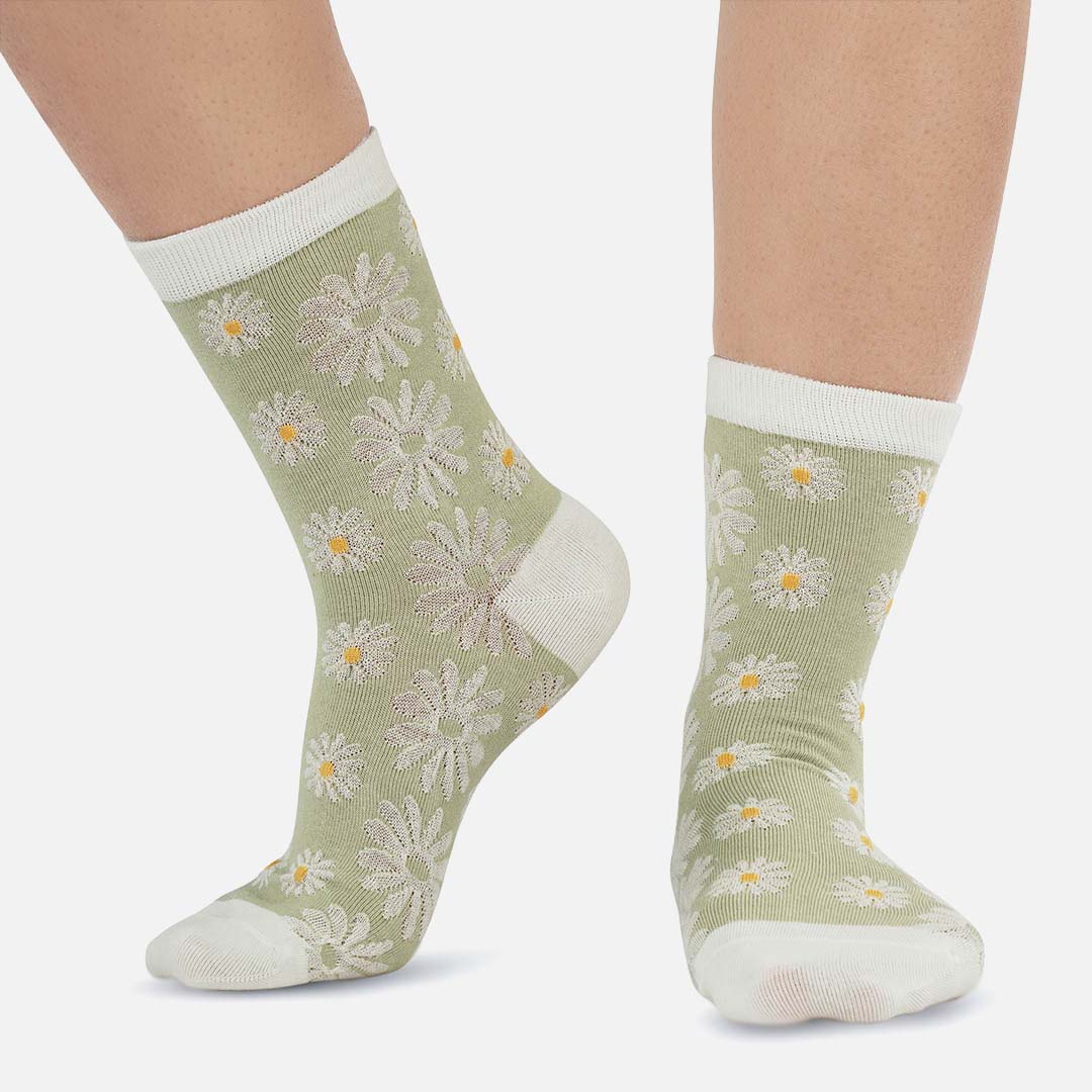 DAISY GREEN CARNATION CREW LENGTH SOCKS